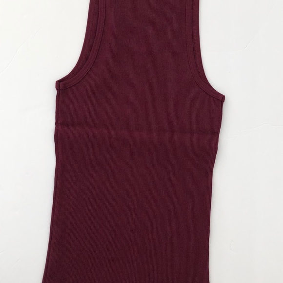NWT Von Dutch ribbed tank. - Picture 2 of 4
